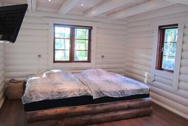 استراحتگاه Stugby Ullared Paradise