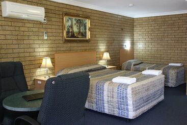 汽车旅馆  Macintyre Motor Inn