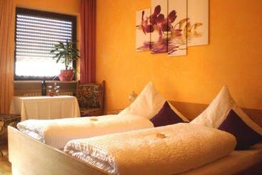 Gasthof   Pension Schamberger