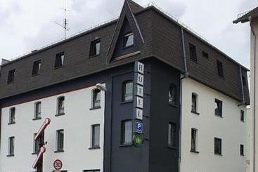 Отель Zur Eisenbahn