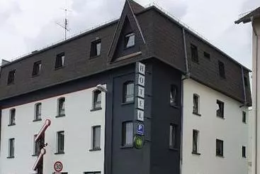 ホテル Zur Eisenbahn