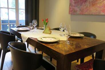 Alpenhof Garnihotel & Ferienwohnungen