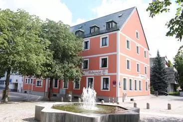 ホテル Huberwirt