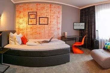 Otel Maxplatz