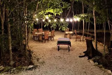 Hotelli Aldea Mayaha Cabanas Con Cenotes