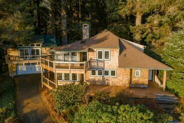 ツーリストアパートメント Seagrove By Avantstay Treetop Haven W Coastal Views