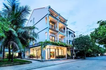 تختخواب و صبحانه Lacasa Old Town Villa