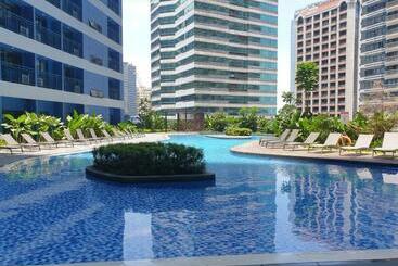 מלון דירות Heart Of Makati, Fully Furnished Condo, Cbd Central Location