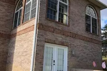 Majatalo Spacious Unit With Mountain View