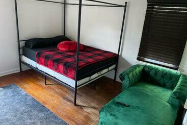 پانسیون The Greenroof Ranch Room3 Free Parking