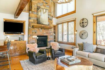 游客公寓 Telemark A By Avantstay Ski In Ski Out At The Heart Of Mountain Village W Hot Tub