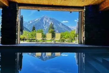 ツーリストアパートメント Le Flocon