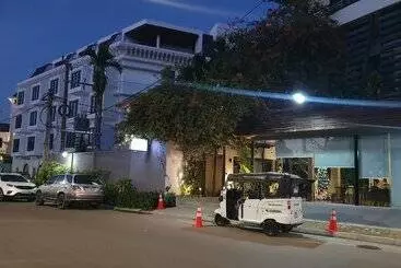 تختخواب و صبحانه Siem Reap Tevi Residence