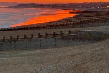 펜션 Stunning Super King, Close To Beach, Shared Bathroom