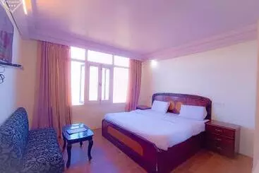 Hotelli Surya Resort Dalhousie