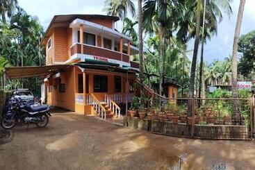 Trishula Guest House