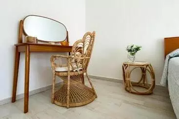 ベッドアンドブレックファースト Orlamare