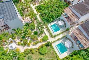 Отель Alma Boutique