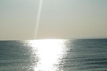 پانسیون Stanza Tramonto A Mare