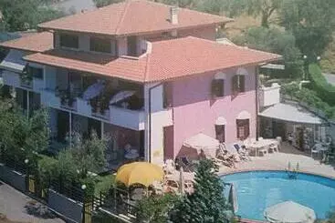 Turistihuoneistot Residence La Fonte Ii
