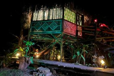 پانسیون Cabañas Bambután