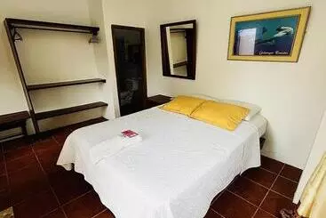 Majatalo Hostal Las Gardenias