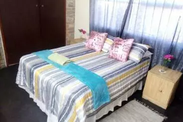 Majatalo Khaya Langa Guest House & Contractors Accommodation