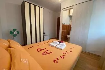 پانسیون Apartmani Pejovic Sutomore