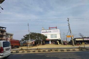 Hotell Oyo 85693 Assam Inn