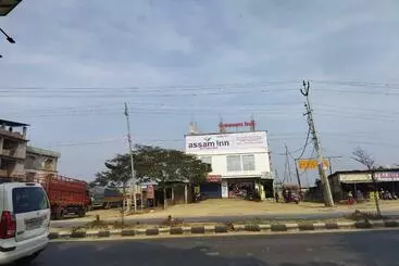 Hotel Oyo 85693 Assam Inn