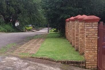 펜션 Amaroks Self Catering Units