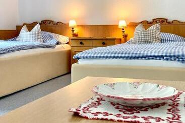 Pensão Haus Jagerer