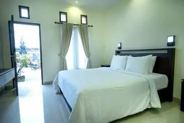Pensió Subha S House