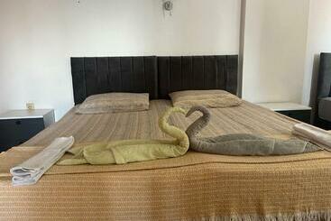 Ada Blue Star Apart Otel