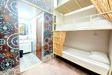 Colibri Traditional Hostel