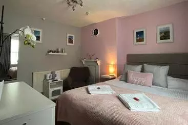 Majatalo Calm Sea Guesthouse