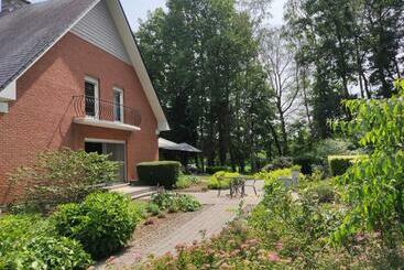 Turistlägenheter Villa Chill