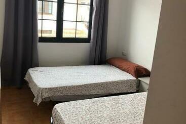 Hostel Long Beach Surf House