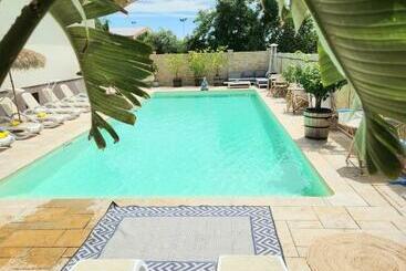 住宿加早餐  Ron De Mar   Flamingo