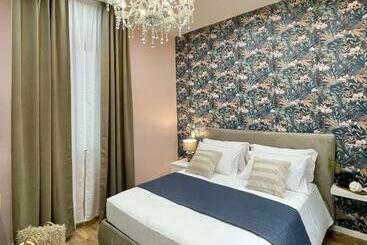 Pensjonat Regina Elena Rooms