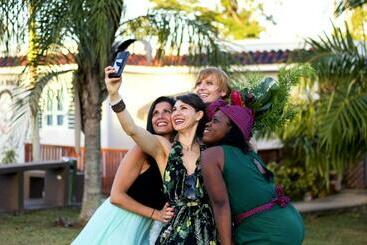 آپارتمان‌های توریست‌ها Aguadilla Sleep 18 Villa2