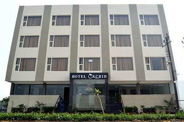 هتل The Orchid