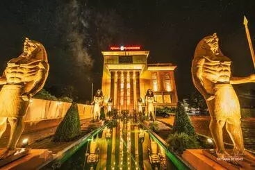 Hotel Royal Ramesses   Katunayake