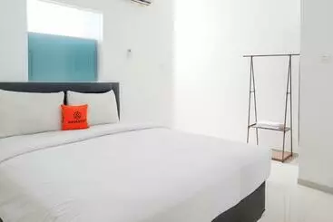 Pensão Koolkost Near Raya Canggu