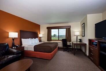 Отель Americinn By Wyndham Tomah