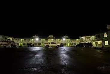 בית מלון כפרי Key West Inn Chatsworth