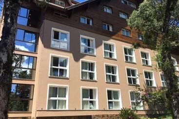 Отель Monte Felice Bosque