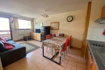דירות לתיירים Morillon 1100 Appart 2 Pièces, 6 Pers, Proche Remontées Mécaniques, Balcon, Résidence Standing F