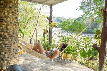 ペンション Nitrollano