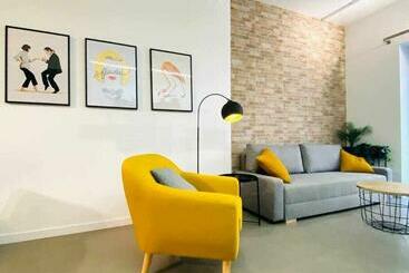 شقق خاصة سياحية Rualva Flats, Tarongers